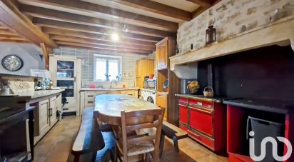 Traditional house 5 rooms of 140 m² in Étais-la-Sauvin (89480)