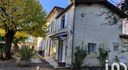 Mansion 10 rooms of 356 m² in Saint-Magne-de-Castillon (33350)