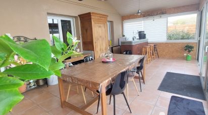 House 6 rooms of 145 m² in Geneston (44140)