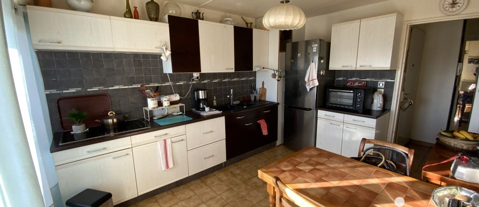 Appartement 3 pièces de 72 m² à Sète (34200)