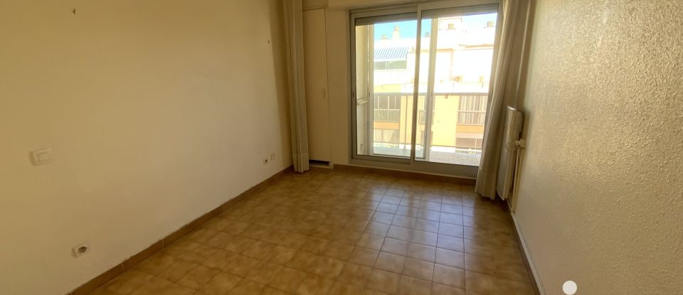 Appartement 3 pièces de 72 m² à Sète (34200)