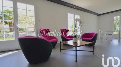 Maison 8 pièces de 230 m² à Angers (49000)