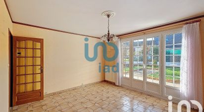 House 5 rooms of 100 m² in Magnanville (78200)