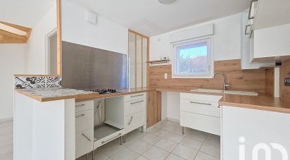 Maison 6 pièces de 110 m² à Sainte-Pazanne (44680)