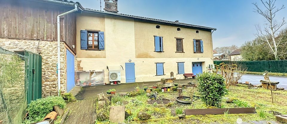 Traditional house 6 rooms of 214 m² in Mont-de-Marsan (40000)