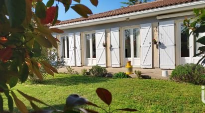 House 5 rooms of 117 m² in Chevanceaux (17210)