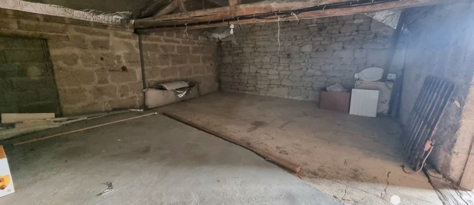 Maison de ville 5 pièces de 90 m² à DOUÉ EN ANJOU (49700)