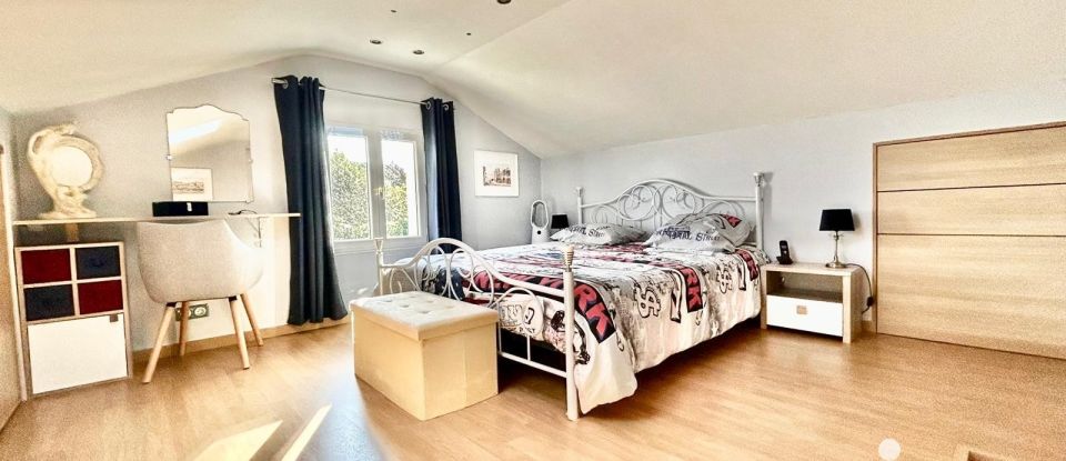 Maison 5 pièces de 96 m² à Champigny-sur-Marne (94500)