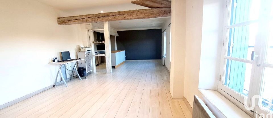 Appartement 3 pièces de 82 m² à Carpentras (84200)