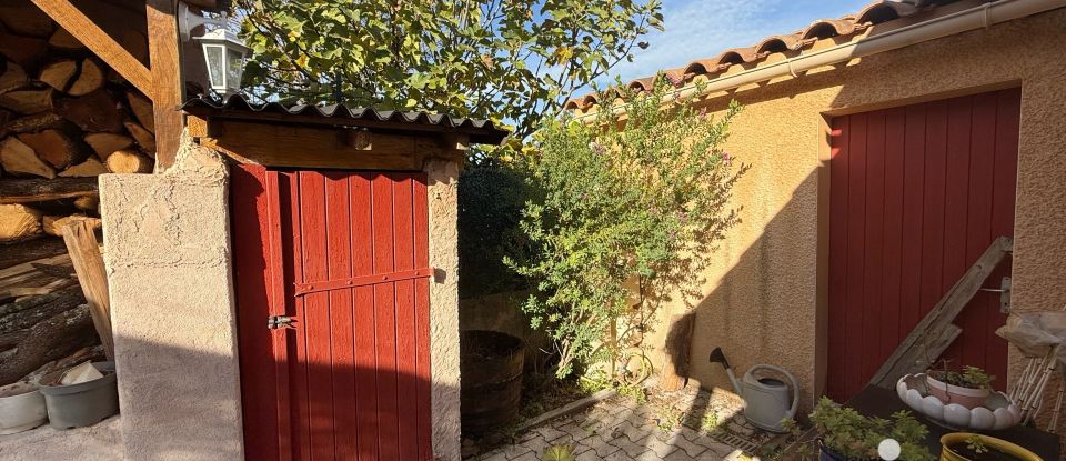 Traditional house 4 rooms of 90 m² in Carnoules (83660)