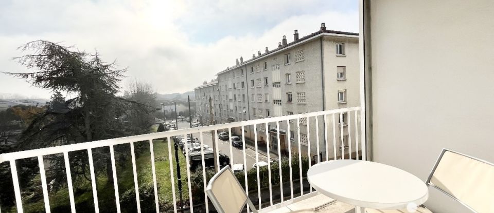 Apartment 3 rooms of 59 m² in Bron (69500)