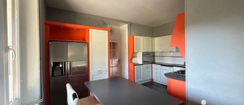 Maison 6 pièces de 155 m² à Veurey-Voroize (38113)