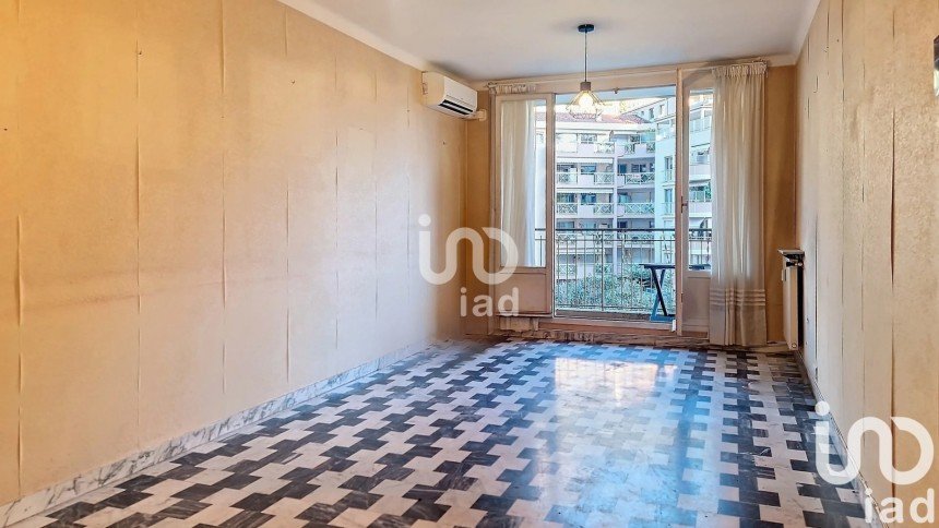 Appartement 2 pièces de 54 m² à Menton (06500)