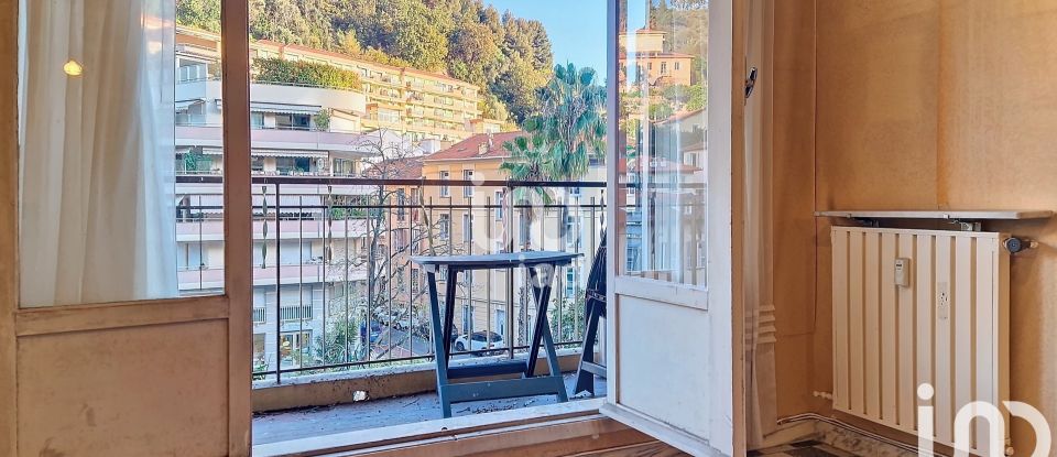 Appartement 2 pièces de 54 m² à Menton (06500)