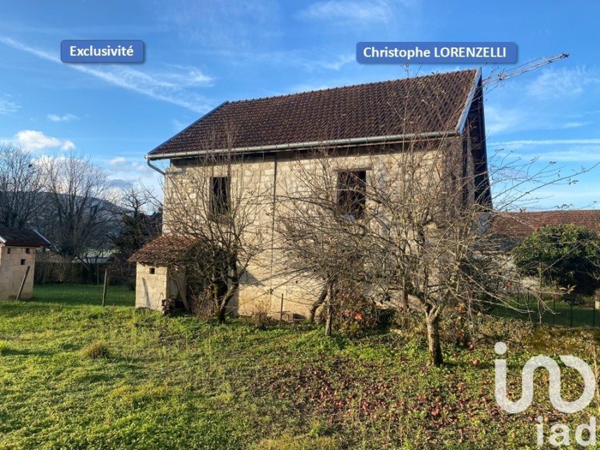 Barn conversion 3 rooms of 150 m² in Yenne (73170)