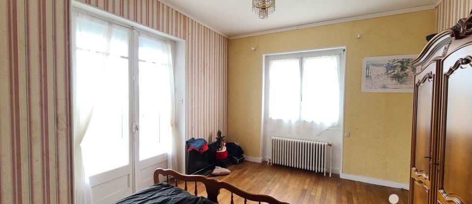 House 4 rooms of 133 m² in Saint-Maixent-l'École (79400)