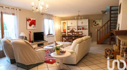 Traditional house 6 rooms of 134 m² in Dammarie-les-Lys (77190)