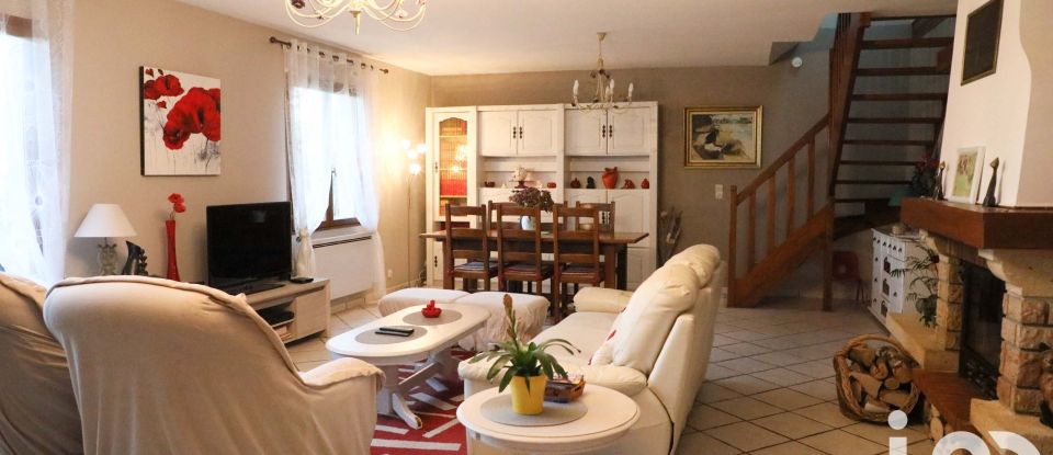 Traditional house 6 rooms of 134 m² in Dammarie-les-Lys (77190)