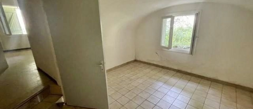 Maison 6 pièces de 195 m² à Alès (30100)