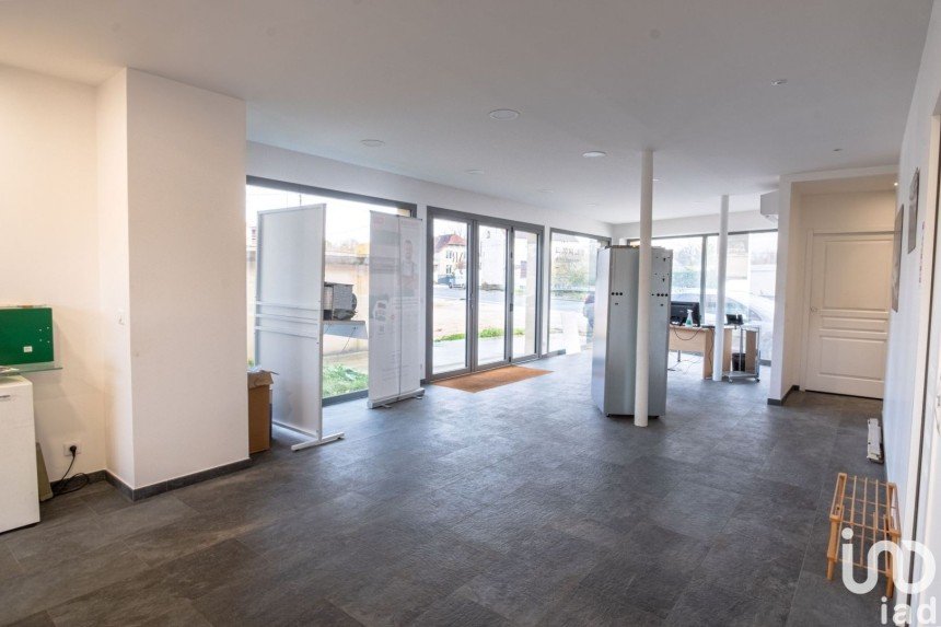 Bureaux de 124 m² à Grez-sur-Loing (77880)