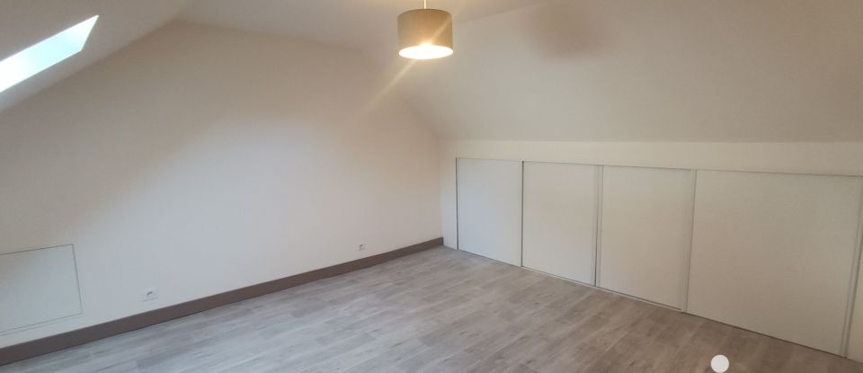 Town house 5 rooms of 98 m² in Argenton-sur-Creuse (36200)