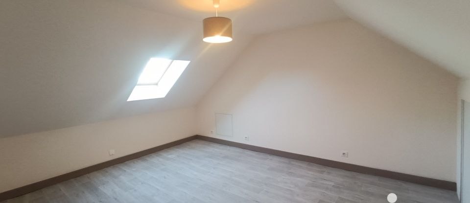 Town house 5 rooms of 98 m² in Argenton-sur-Creuse (36200)