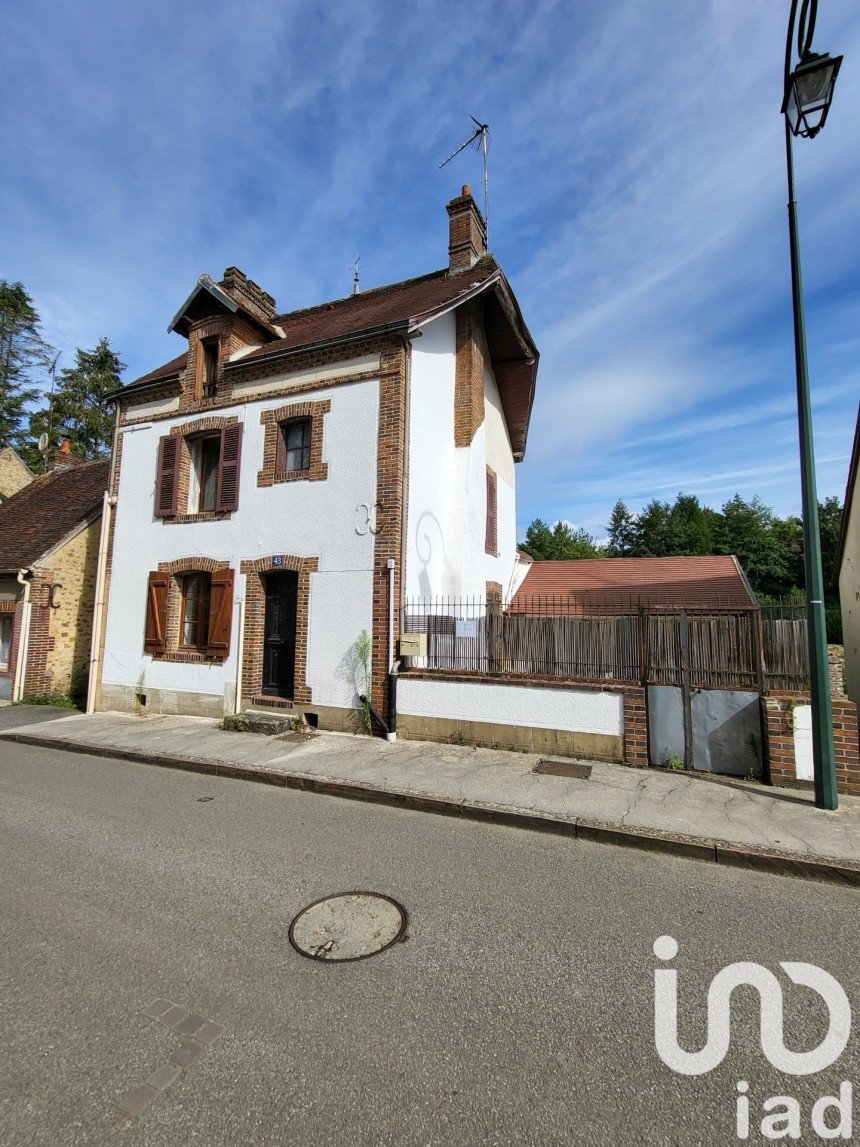 Town house 4 rooms of 71 m² in Longny les Villages (61290)