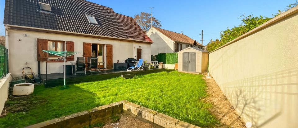 Maison traditionnelle 5 pièces de 115 m² à Montfermeil (93370)