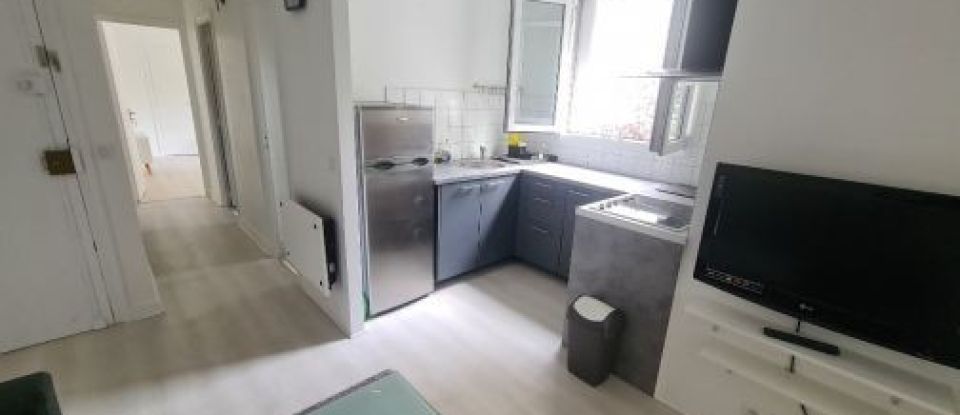 Appartement 3 pièces de 55 m² à Les Lilas (93260)