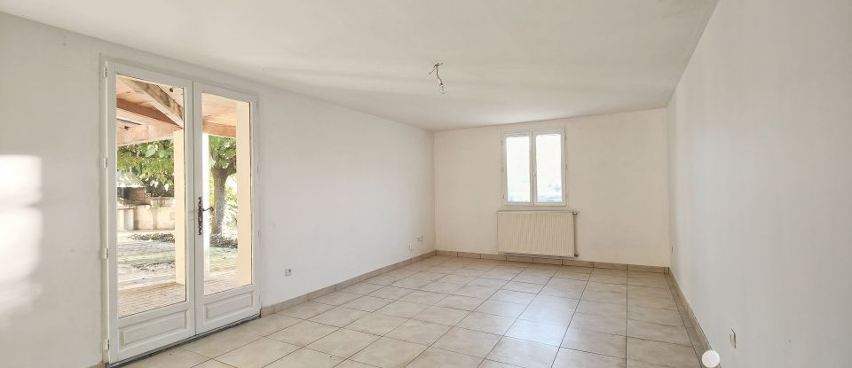 Maison 6 pièces de 180 m² à Blaye-les-Mines (81400)