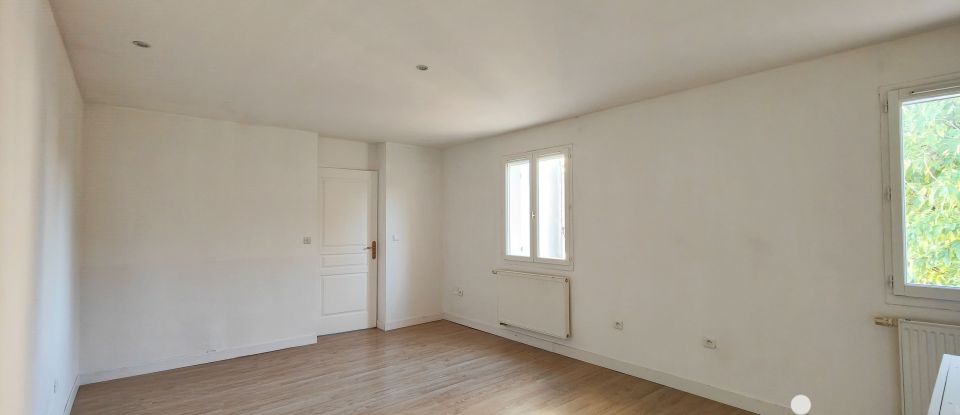 Maison 6 pièces de 180 m² à Blaye-les-Mines (81400)