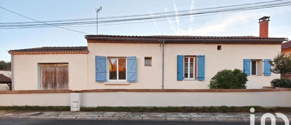 Maison 6 pièces de 180 m² à Blaye-les-Mines (81400)