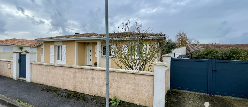 Maison 5 pièces de 140 m² à Ambarès-et-Lagrave (33440)