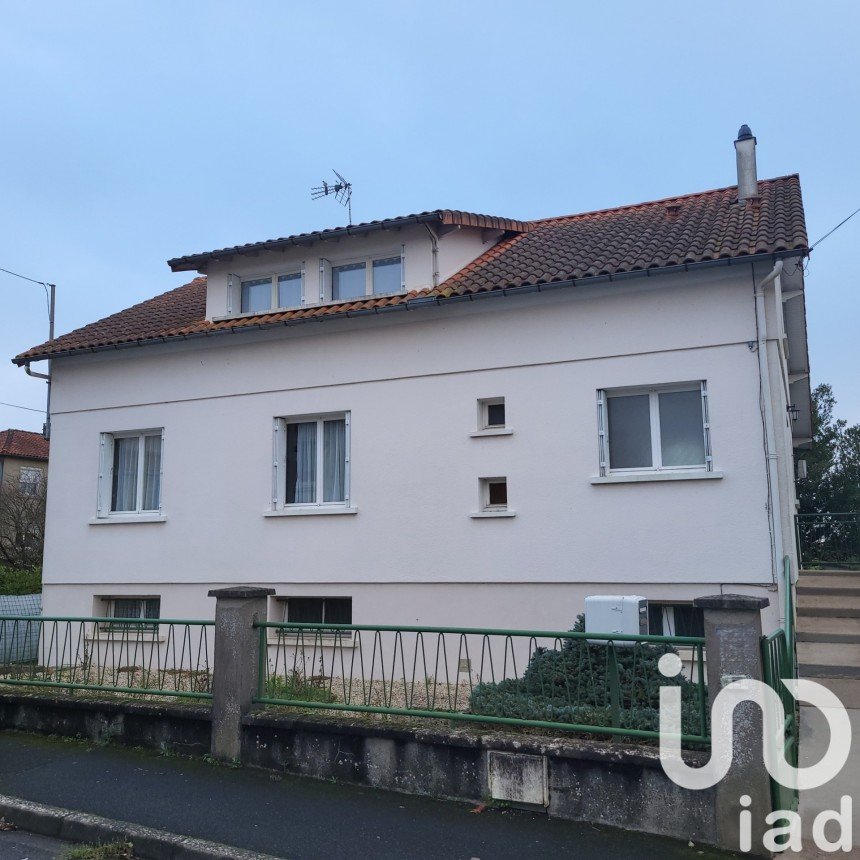 Maison 8 pièces de 192 m² à Niort (79000)