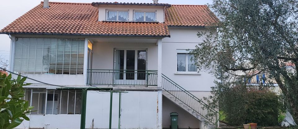 Maison 8 pièces de 192 m² à Niort (79000)