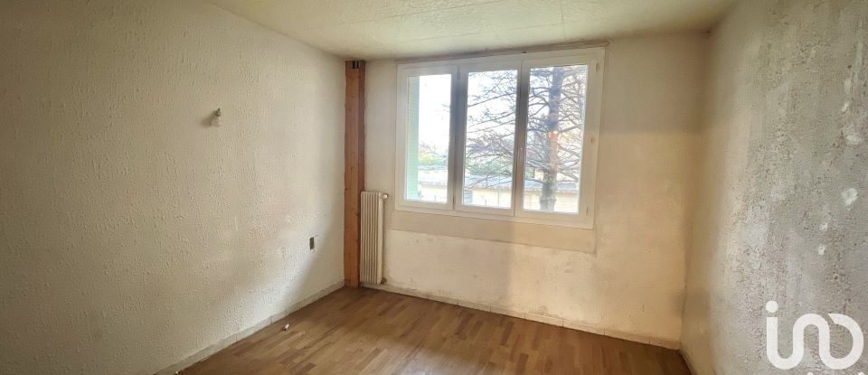 Appartement 5 pièces de 66 m² à Pont-Saint-Esprit (30130)