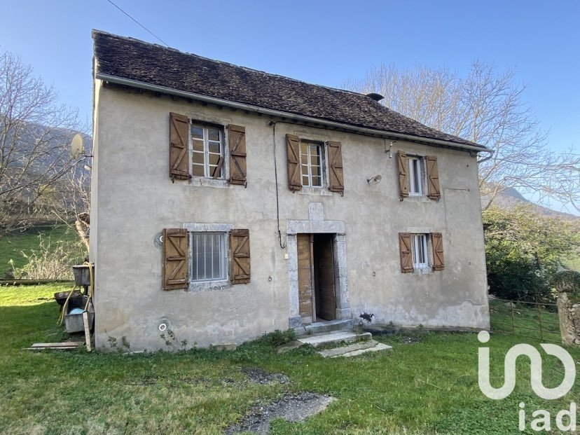 Maison traditionnelle 4 pièces de 101 m² à Lourdios-Ichère (64570)