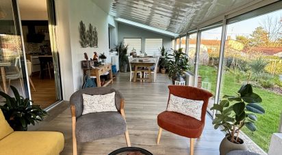 Maison 4 pièces de 109 m² à Saint-Georges-de-Pointindoux (85150)