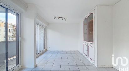 Apartment 3 rooms of 65 m² in Moulins (03000)