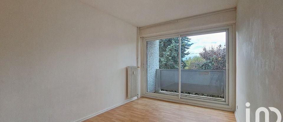 Apartment 3 rooms of 65 m² in Moulins (03000)