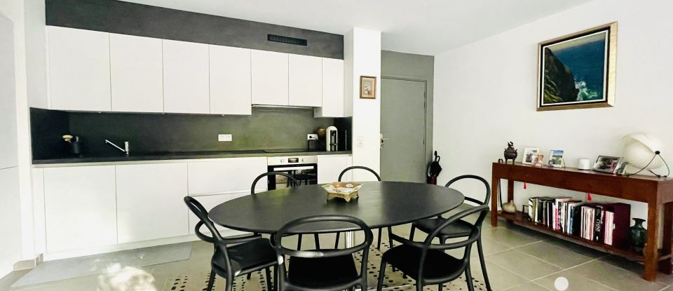 Apartment 3 rooms of 64 m² in Aix-en-Provence (13100)