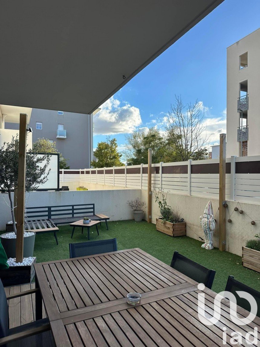 Apartment 3 rooms of 57 m² in Istres (13800)