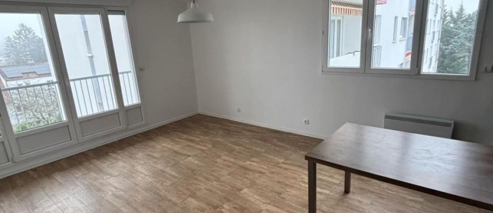 Apartment 4 rooms of 88 m² in Montargis (45200)