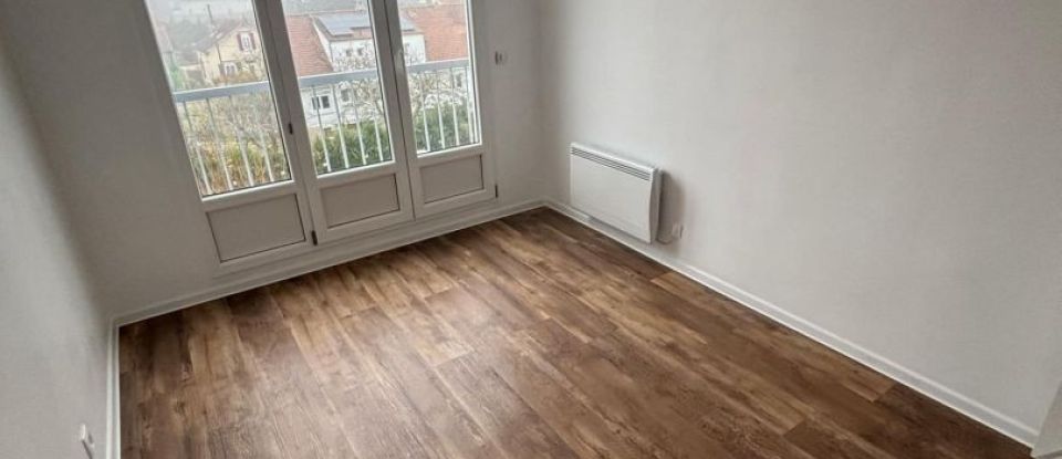 Apartment 4 rooms of 88 m² in Montargis (45200)