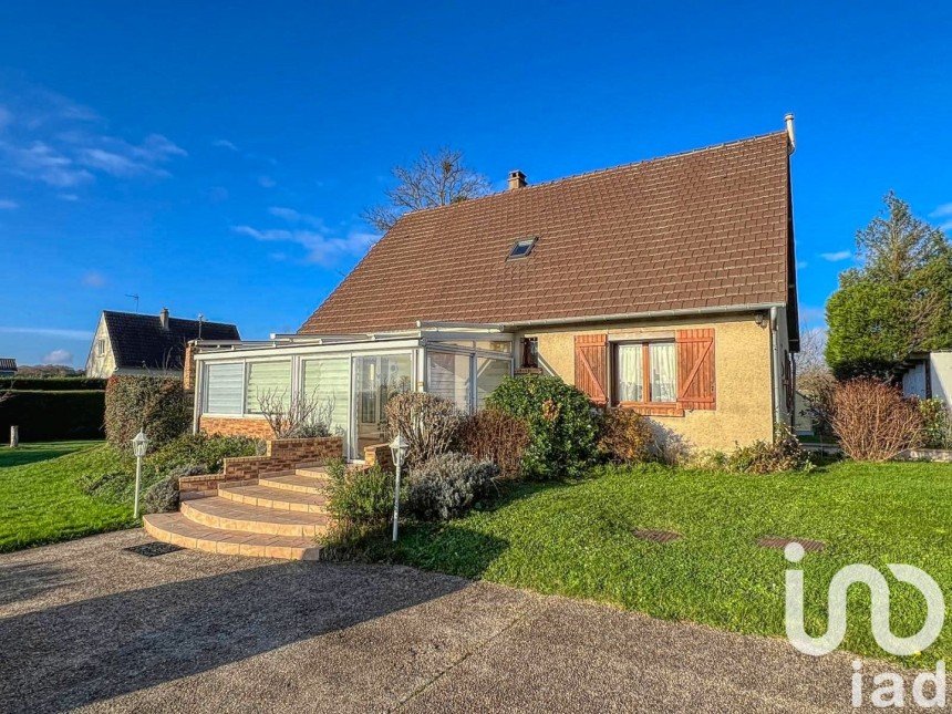 Maison 6 pièces de 130 m² à Gisors (27140)