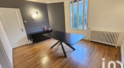 House 7 rooms of 194 m² in Troyes (10000)