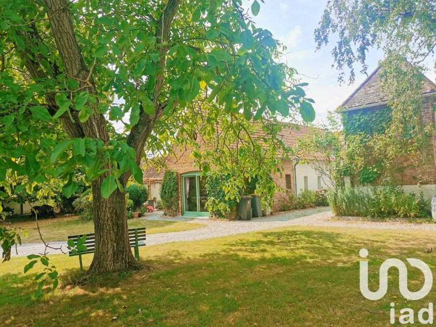 Ferme 7 pièces de 190 m² à Lecelles (59226)