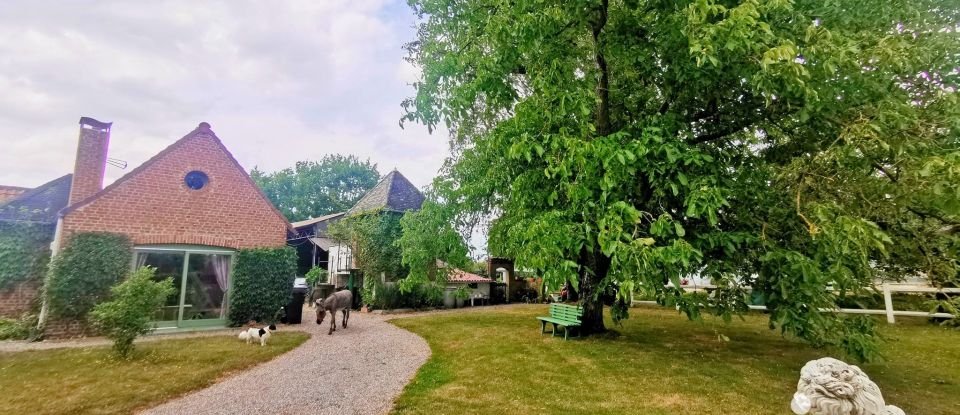 Ferme 7 pièces de 190 m² à Lecelles (59226)