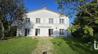 Maison 6 pièces de 156 m² à Anais (17540)