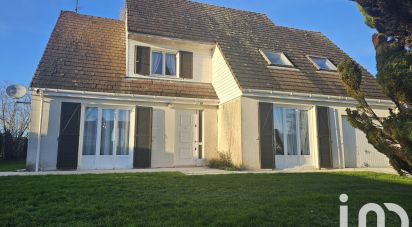 House 7 rooms of 154 m² in Chaumont-en-Vexin (60240)